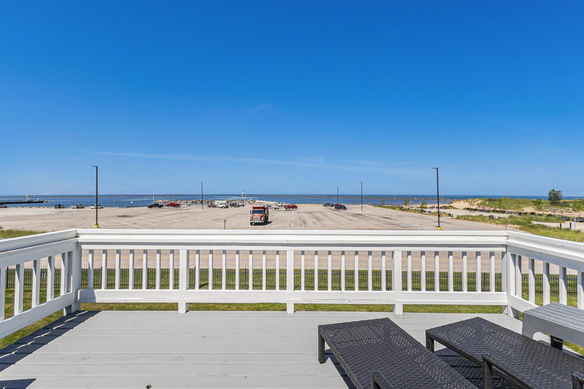 Snyders Shoreline Inn Ludington Luaran gambar